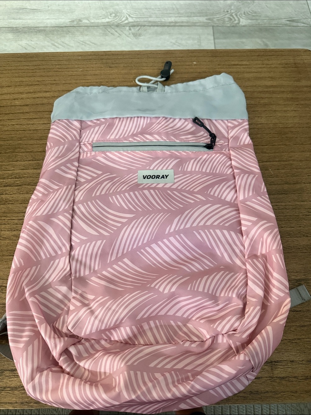 Vooray Pink Leaf Print Drawstring Cinch Backpack new no tags OS